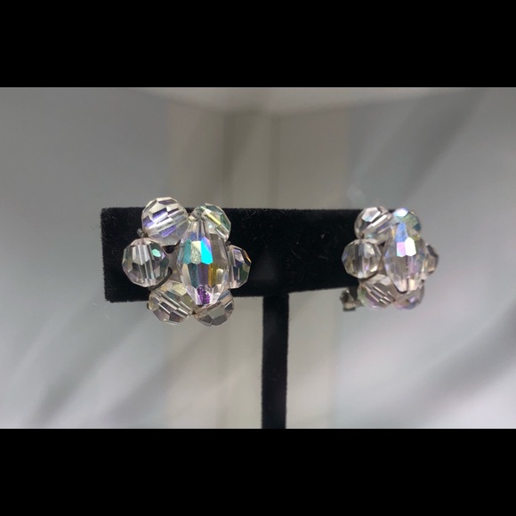 Aurora Borealis cluster, clip earrings - Picture 2 of 4